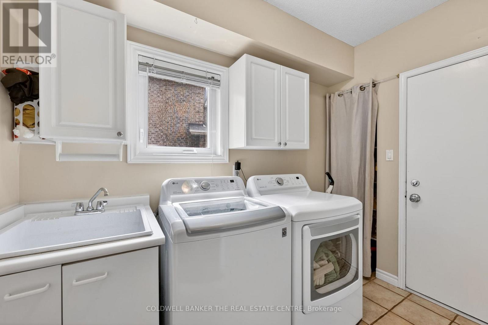 539 Veale Place, Newmarket, Ontario  L3Y 8H9 - Photo 18 - N13430960
