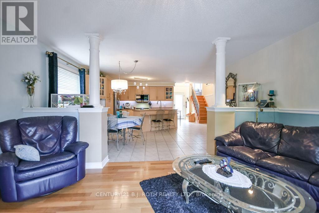 30 Mcavoy Drive, Barrie (Edgehill Drive), Ontario  L4N 0P8 - Photo 15 - S13430962