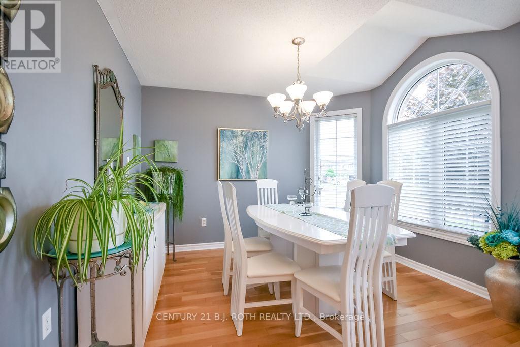 30 Mcavoy Drive, Barrie (Edgehill Drive), Ontario  L4N 0P8 - Photo 20 - S13430962