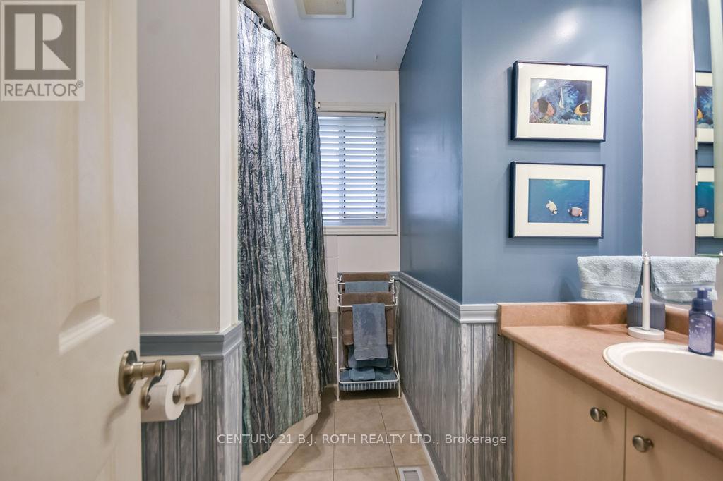 30 Mcavoy Drive, Barrie (Edgehill Drive), Ontario  L4N 0P8 - Photo 22 - S13430962