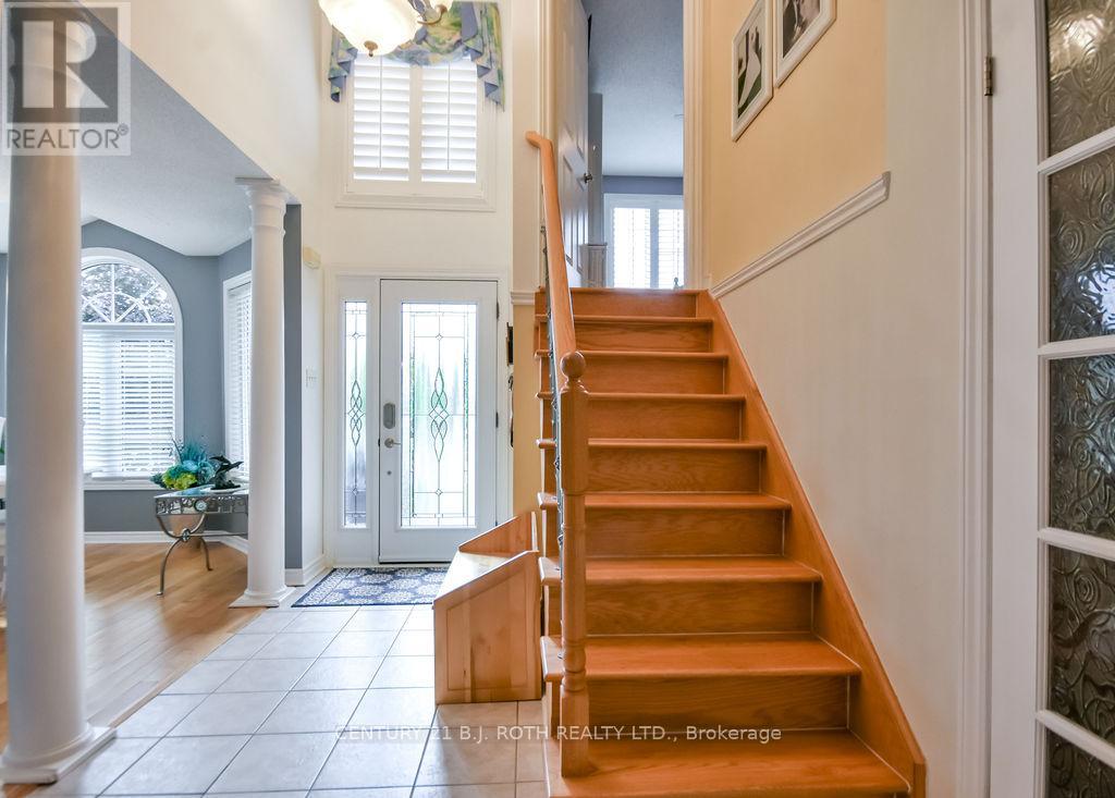 30 Mcavoy Drive, Barrie (Edgehill Drive), Ontario  L4N 0P8 - Photo 6 - S13430962
