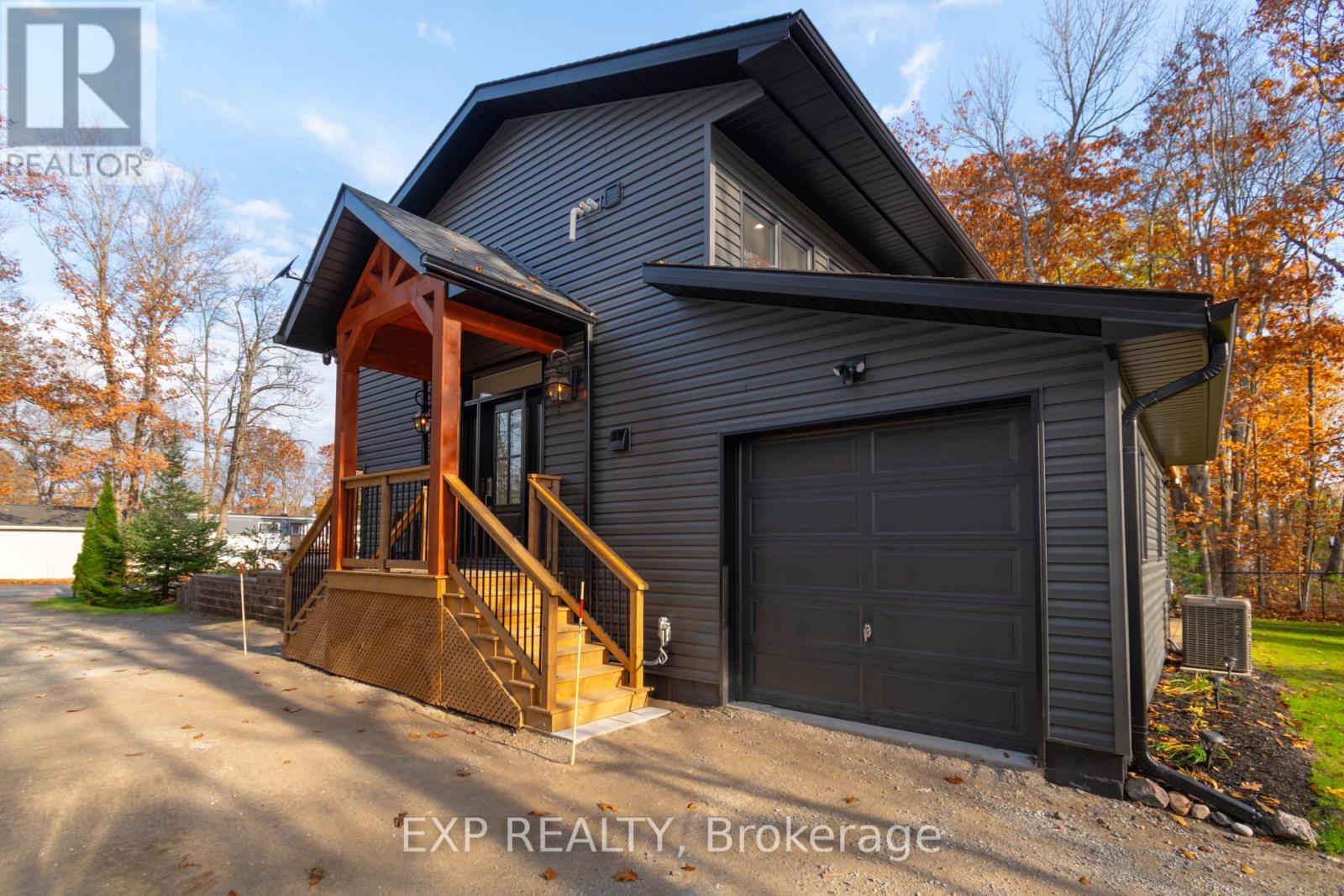 39 BECKETTS SIDE ROAD, Tay, Ontario