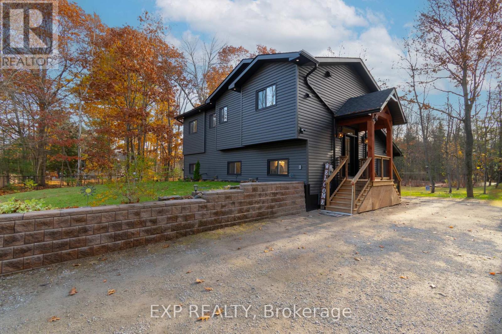 39 Becketts Side Road, Tay, Ontario  L0K 2C0 - Photo 3 - S13431046