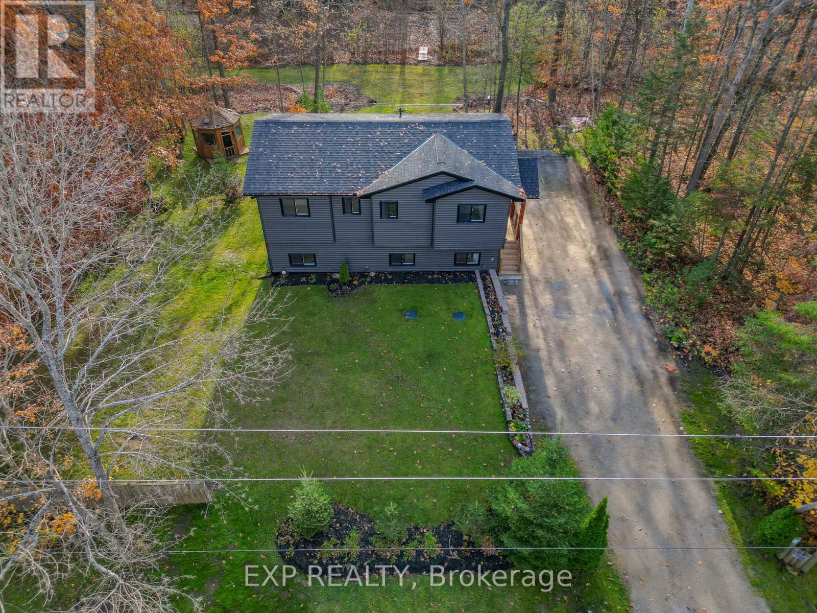 39 Becketts Side Road, Tay, Ontario  L0K 2C0 - Photo 4 - S13431046