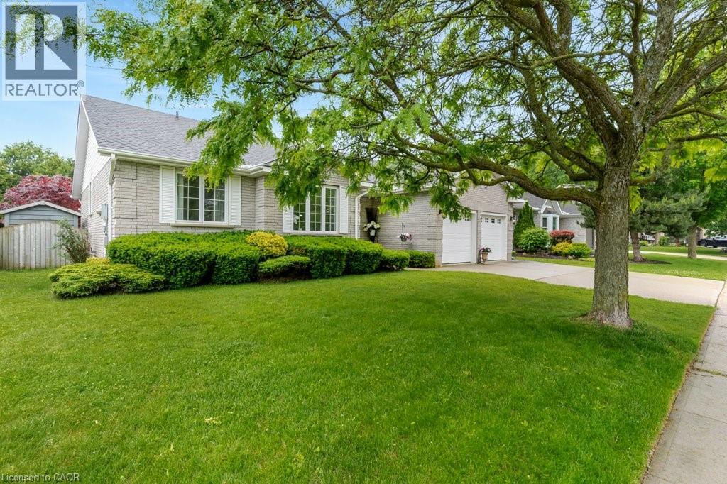 66 Devils Creek Drive, Cambridge, Ontario  N1S 4Y3 - Photo 2 - 40838030