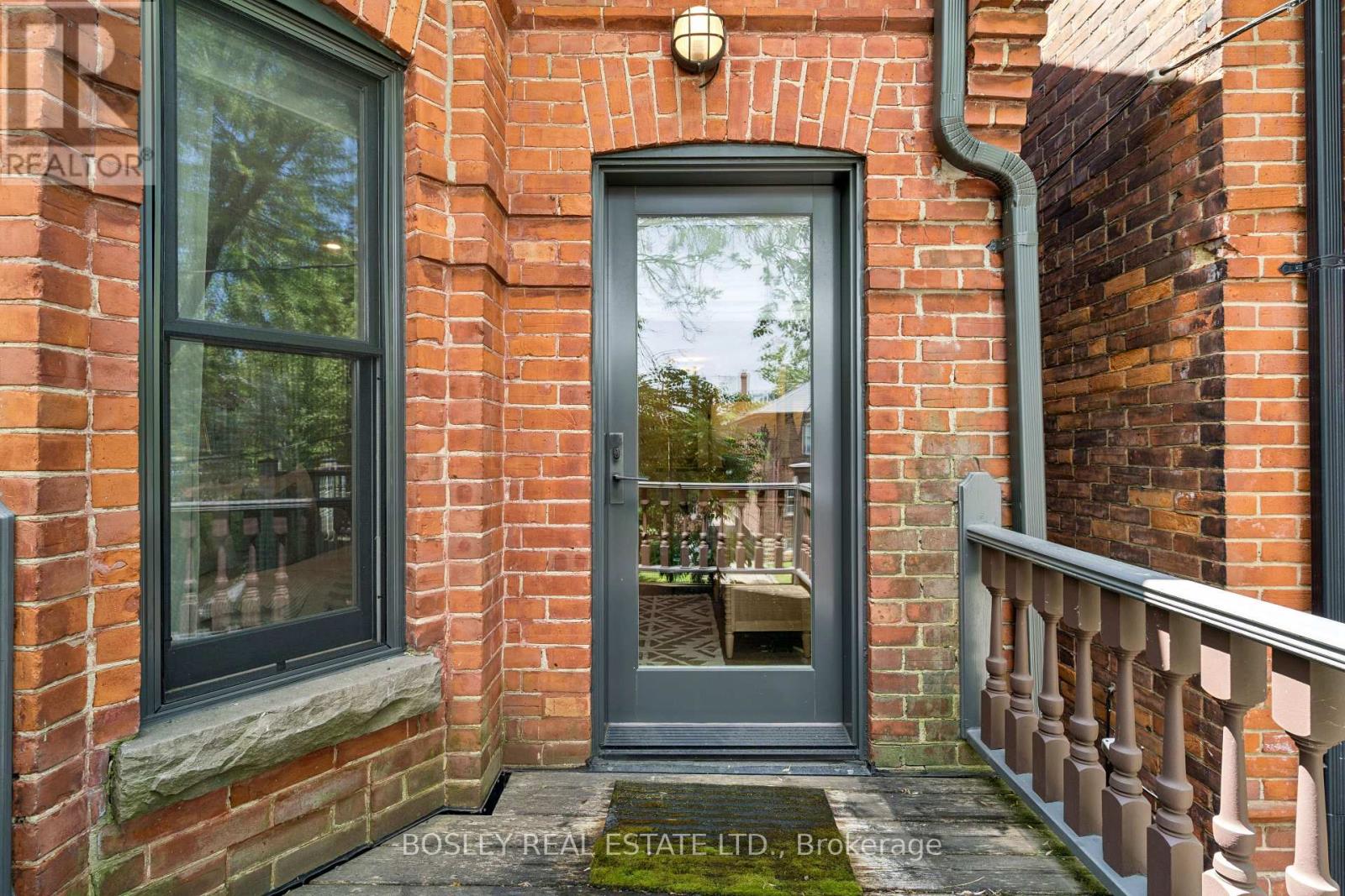 40 Fuller Avenue, Toronto, Ontario  M6R 2C3 - Photo 33 - W13430926
