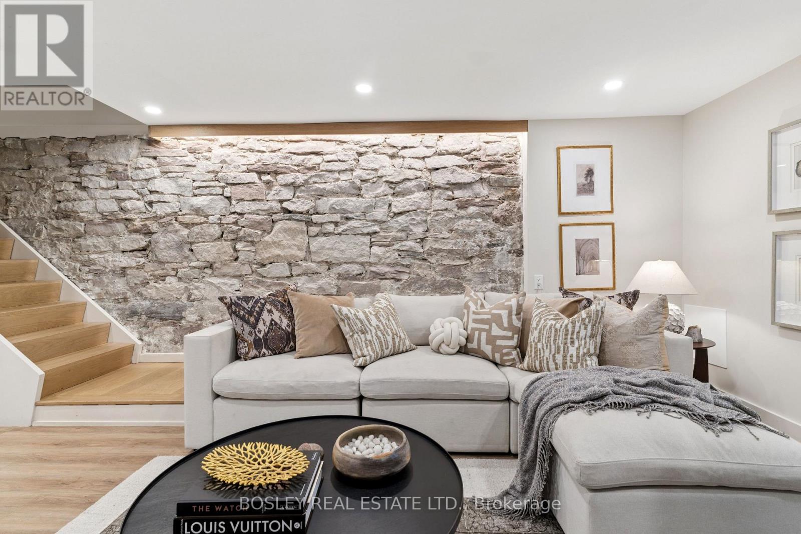 40 Fuller Avenue, Toronto, Ontario  M6R 2C3 - Photo 41 - W13430926