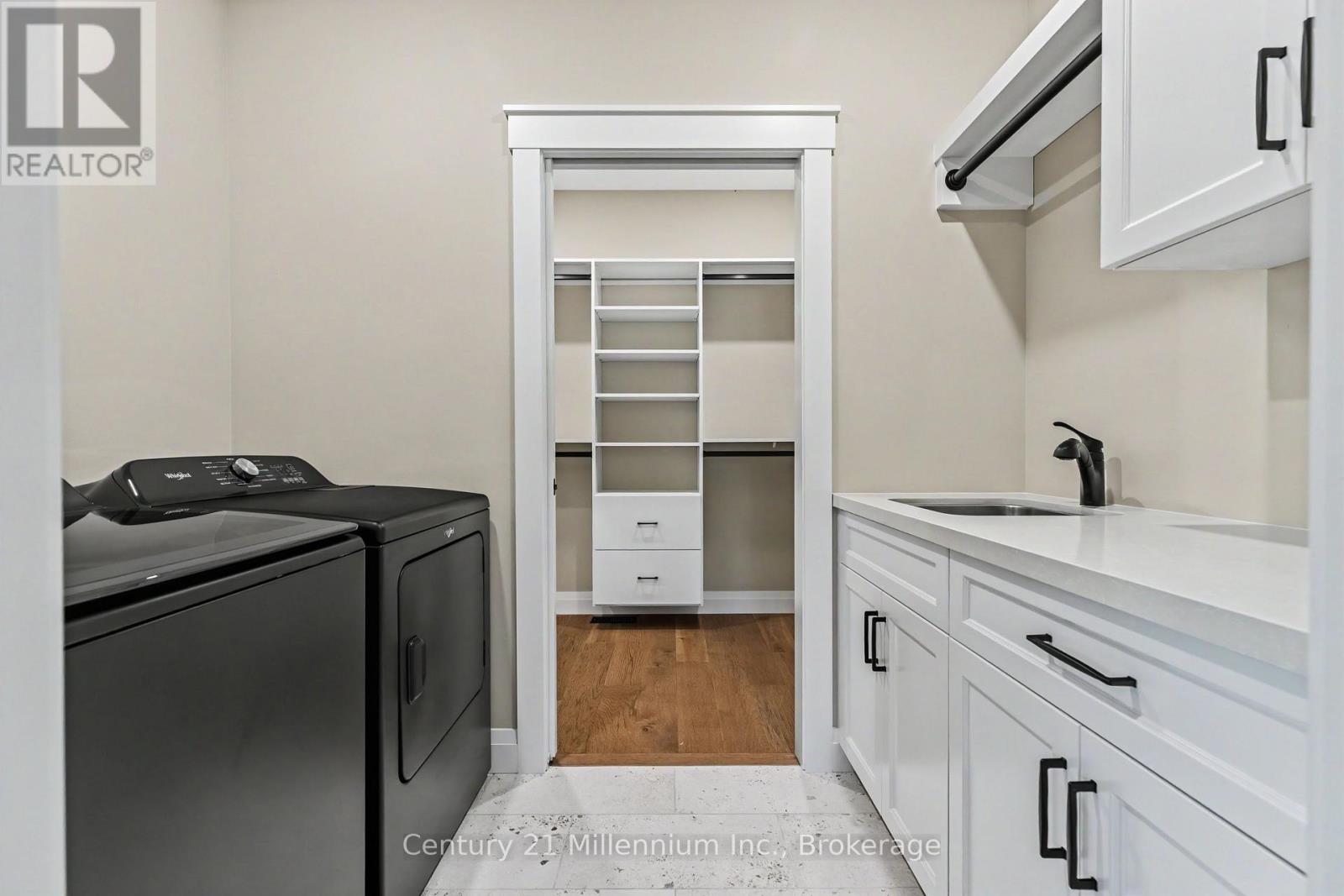 11 Grenville Street N, Saugeen Shores, Ontario N0H 2L0 - Photo 24 - X13431328