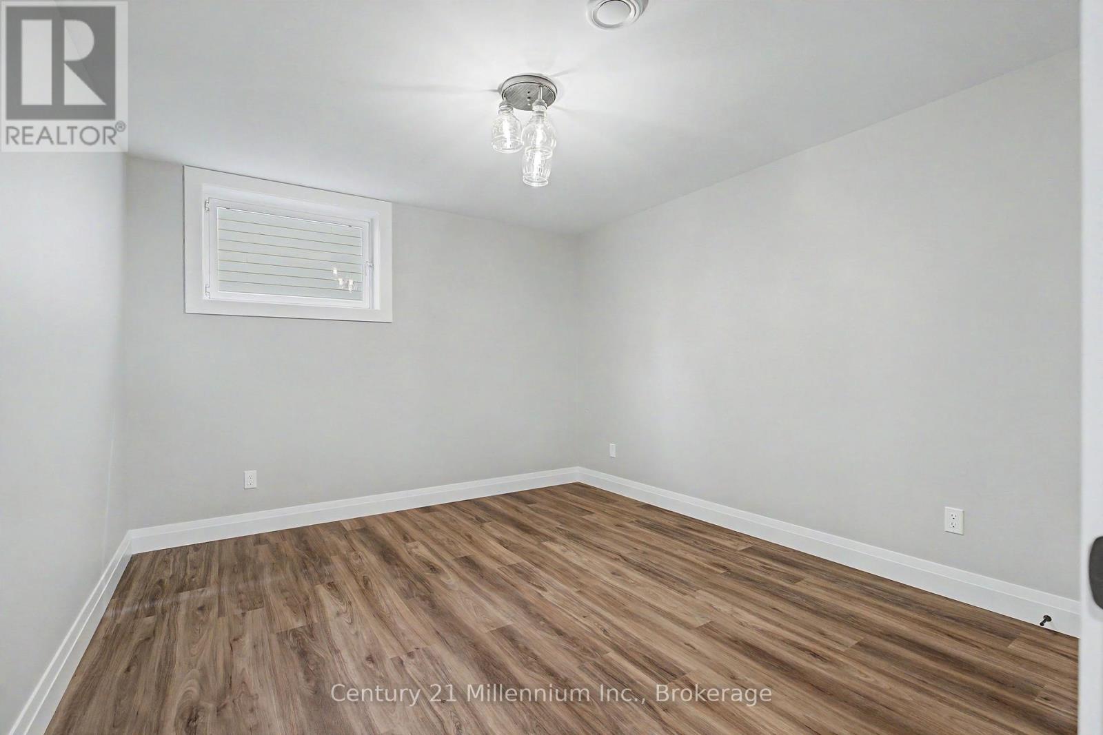 11 Grenville Street N, Saugeen Shores, Ontario N0H 2L0 - Photo 32 - X13431328