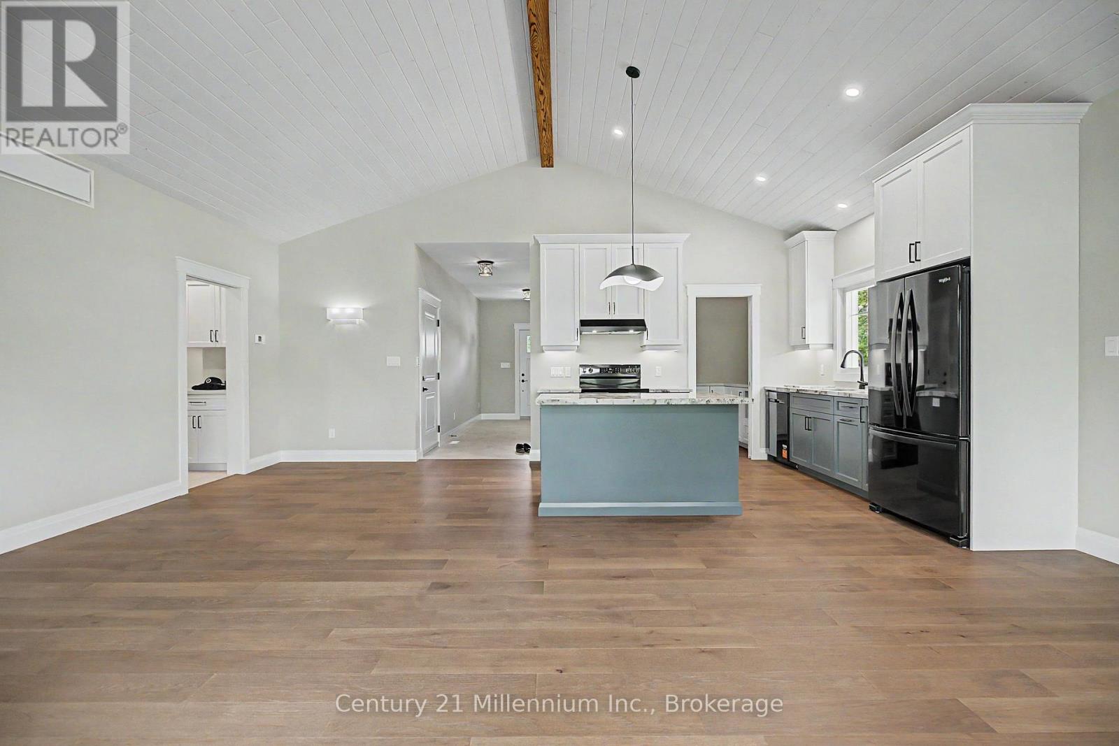 11 Grenville Street N, Saugeen Shores, Ontario N0H 2L0 - Photo 6 - X13431328