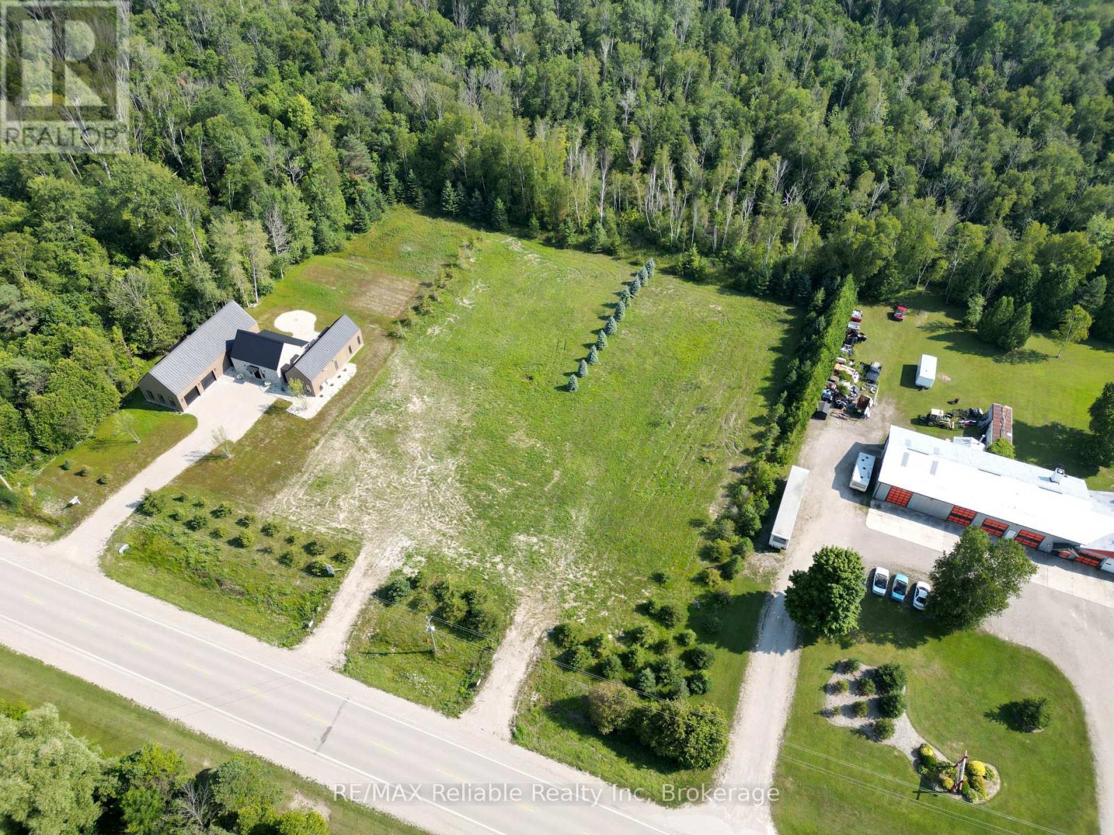 35163 Bayfield Road, Central Huron, Ontario N0M 1G0 - Photo 5 - X13431362