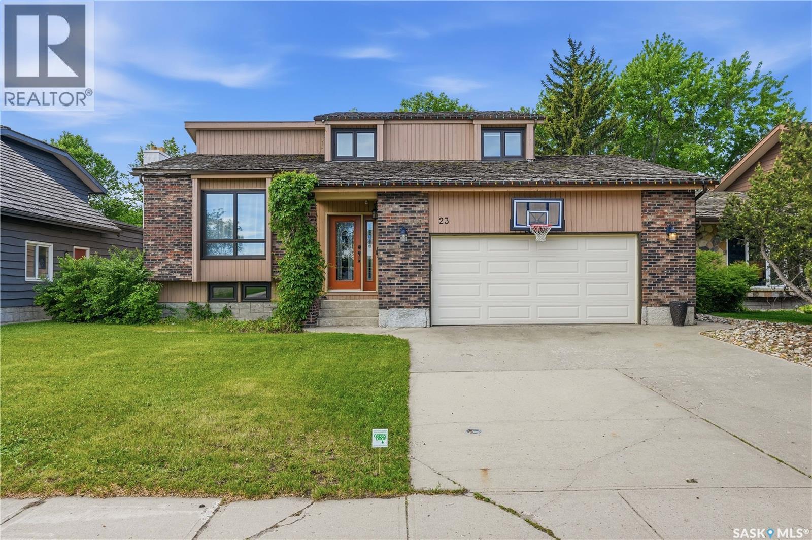 23 Cowie ROAD, regina, Saskatchewan