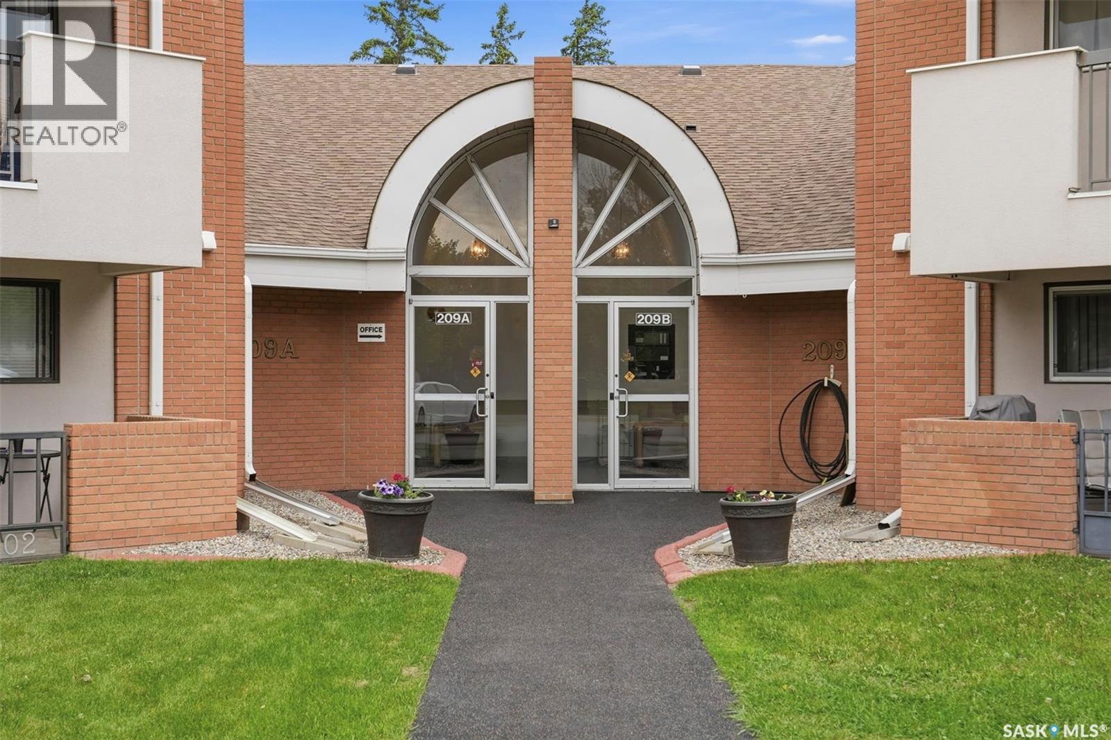 114 209b Cree Place, Saskatoon, Saskatchewan  S7K 7Y9 - Photo 1 - SK039052