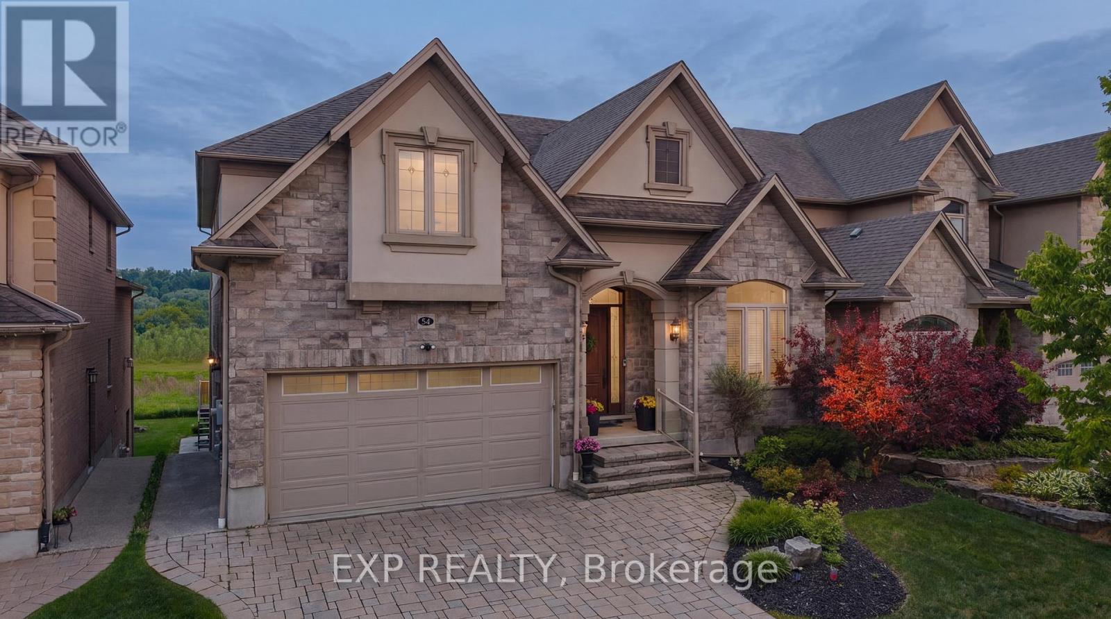 54 Paige Street, Kitchener, Ontario  N2K 4P6 - Photo 2 - X13431058