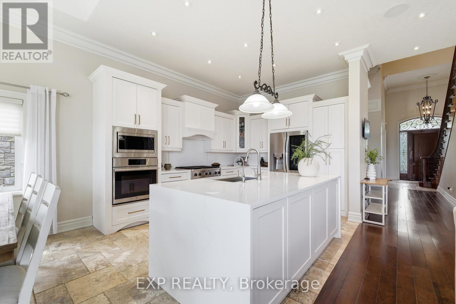 54 Paige Street, Kitchener, Ontario  N2K 4P6 - Photo 7 - X13431058