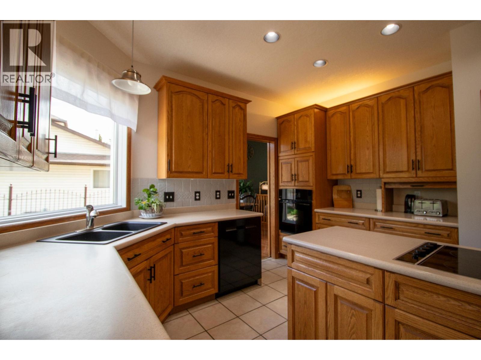 10607 107 Street, Fort St. John, British Columbia  V1J 5N7 - Photo 11 - R3134767