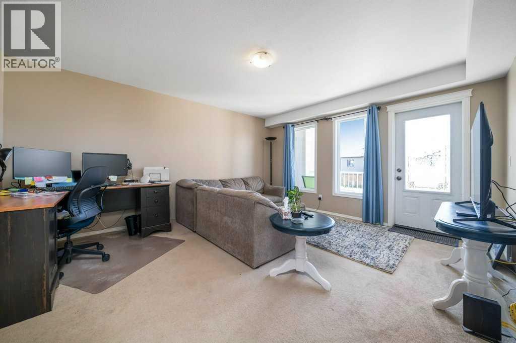 149 Southlands Pointe Se, Medicine Hat, Alberta  T1B 0M5 - Photo 11 - A2318639