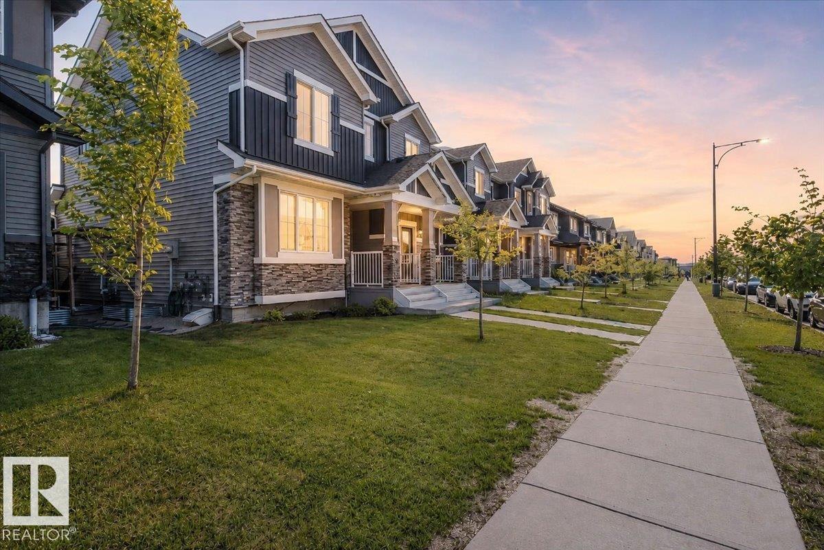 5213 22 AV SW, Edmonton, Alberta