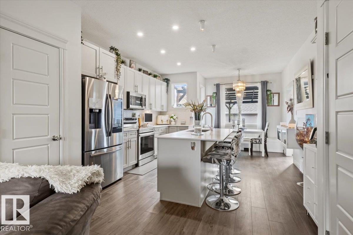 5213 22 Av SW, Edmonton, Alberta  T6X 2H7 - Photo 7 - E4493006