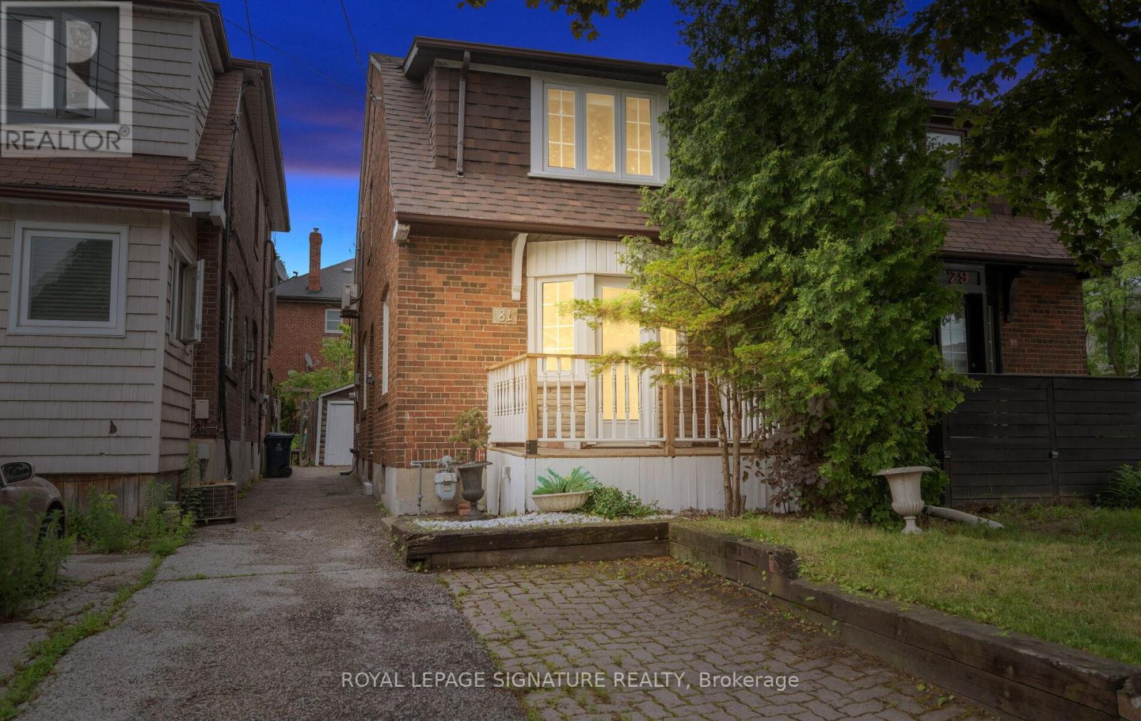 81 CLEVELAND STREET, Toronto, Ontario
