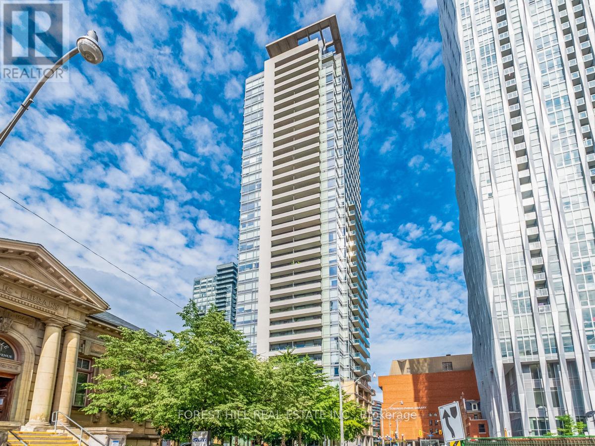 2405 - 18 YORKVILLE AVENUE, Toronto, Ontario