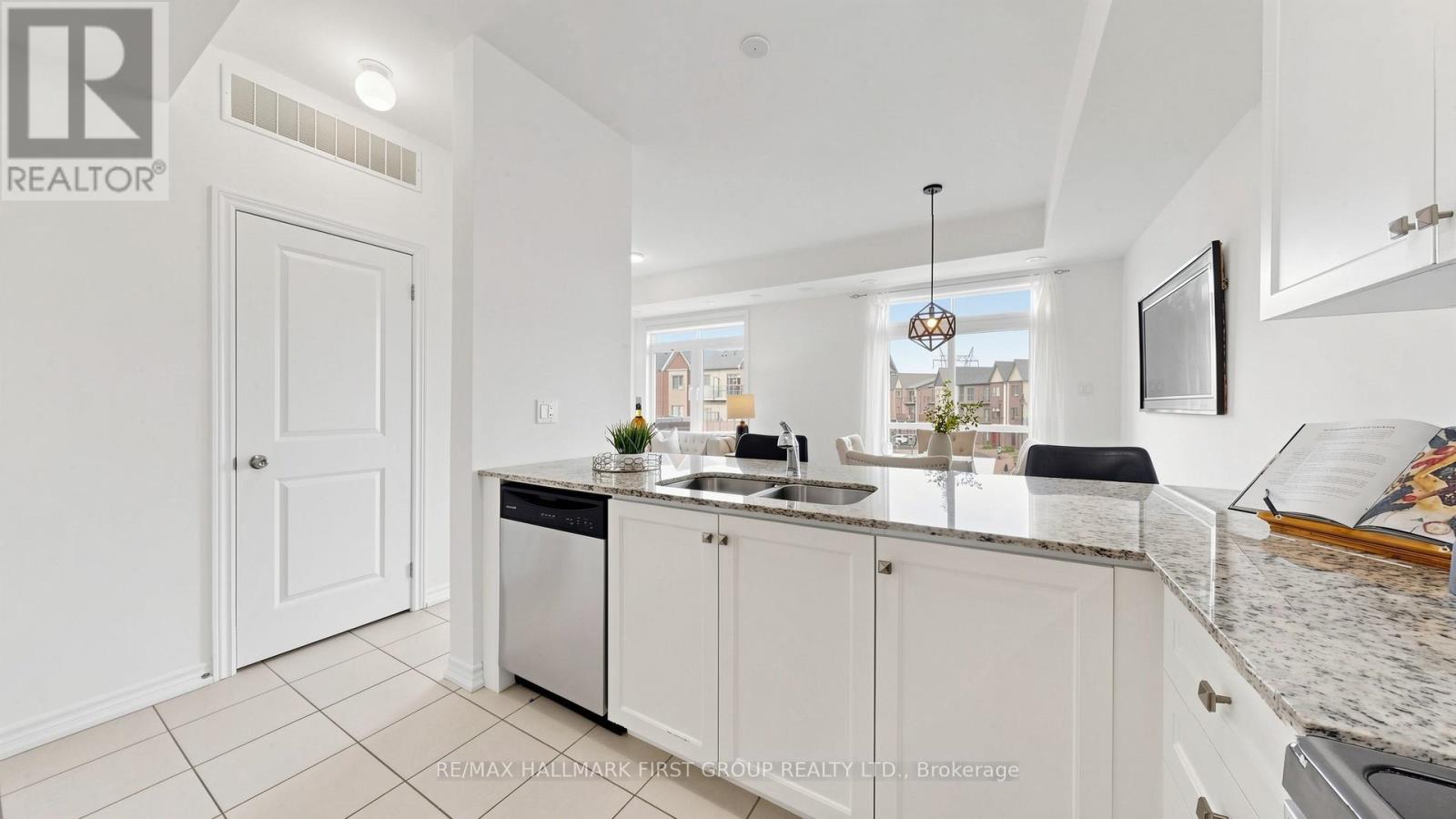 90 - 2592 William Jackson Drive, Pickering, Ontario L1X 0E5 - Photo 9 - E13431584