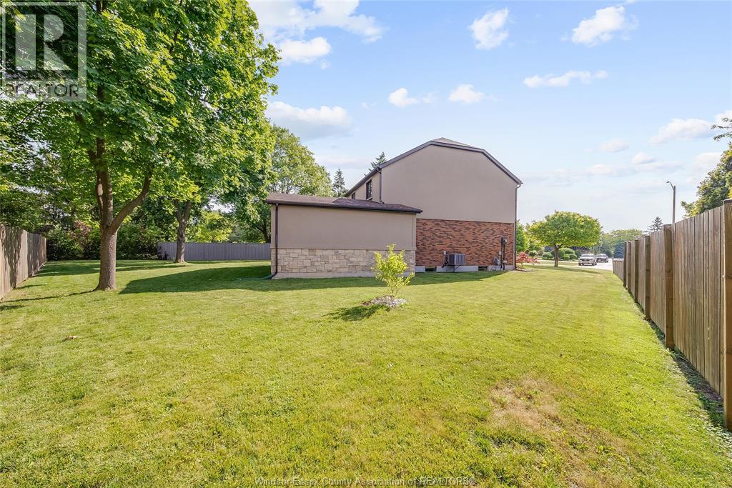 523 Collier Crescent, Tecumseh, Ontario  N8N 3J4 - Photo 49 - 26013509
