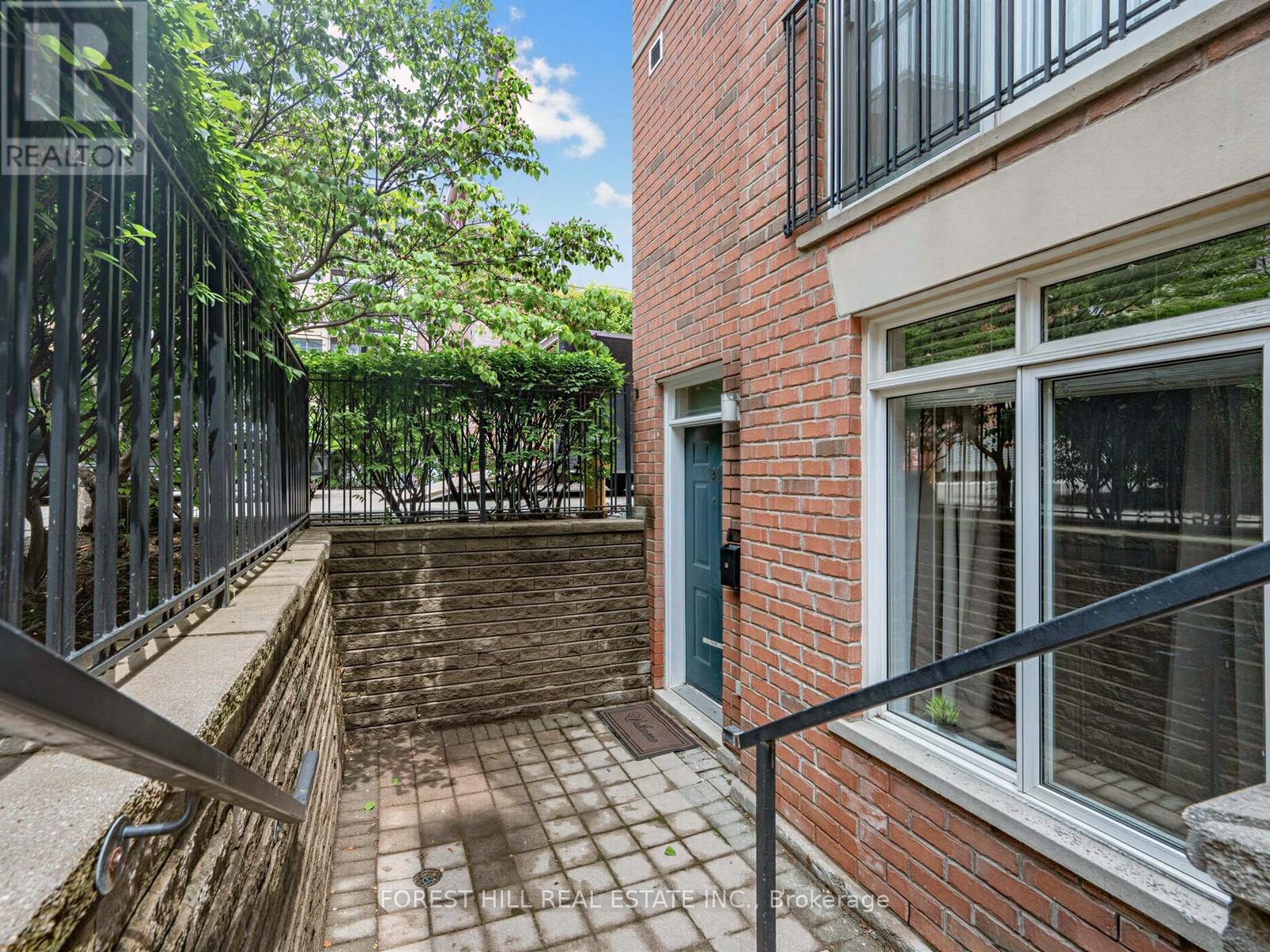 124 - 415 JARVIS STREET Toronto (Cabbagetown-South St. James Town), ON M4Y 3C1