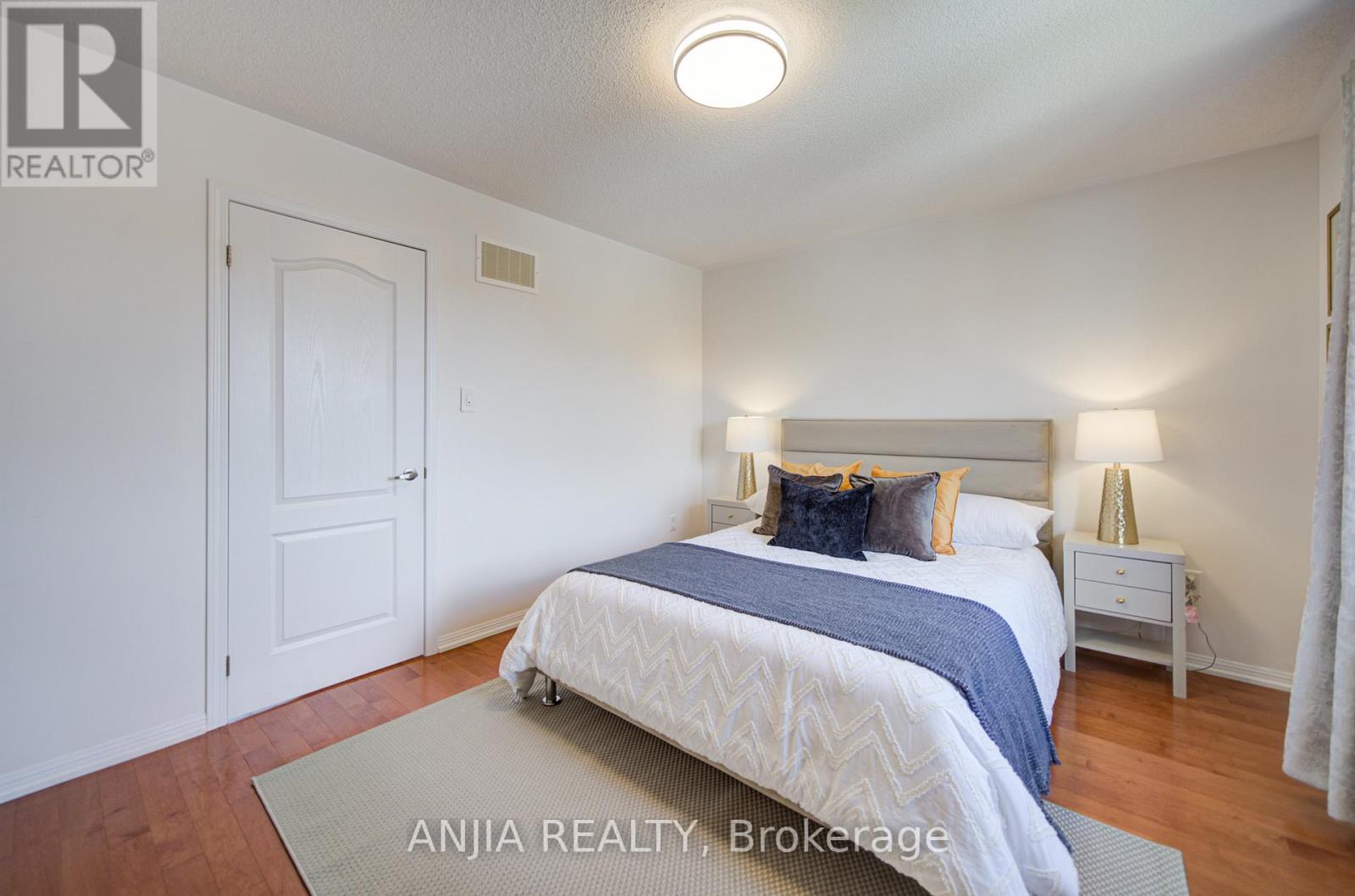 31 Calafia Street, Markham, Ontario  L6B 0H6 - Photo 24 - N13431422