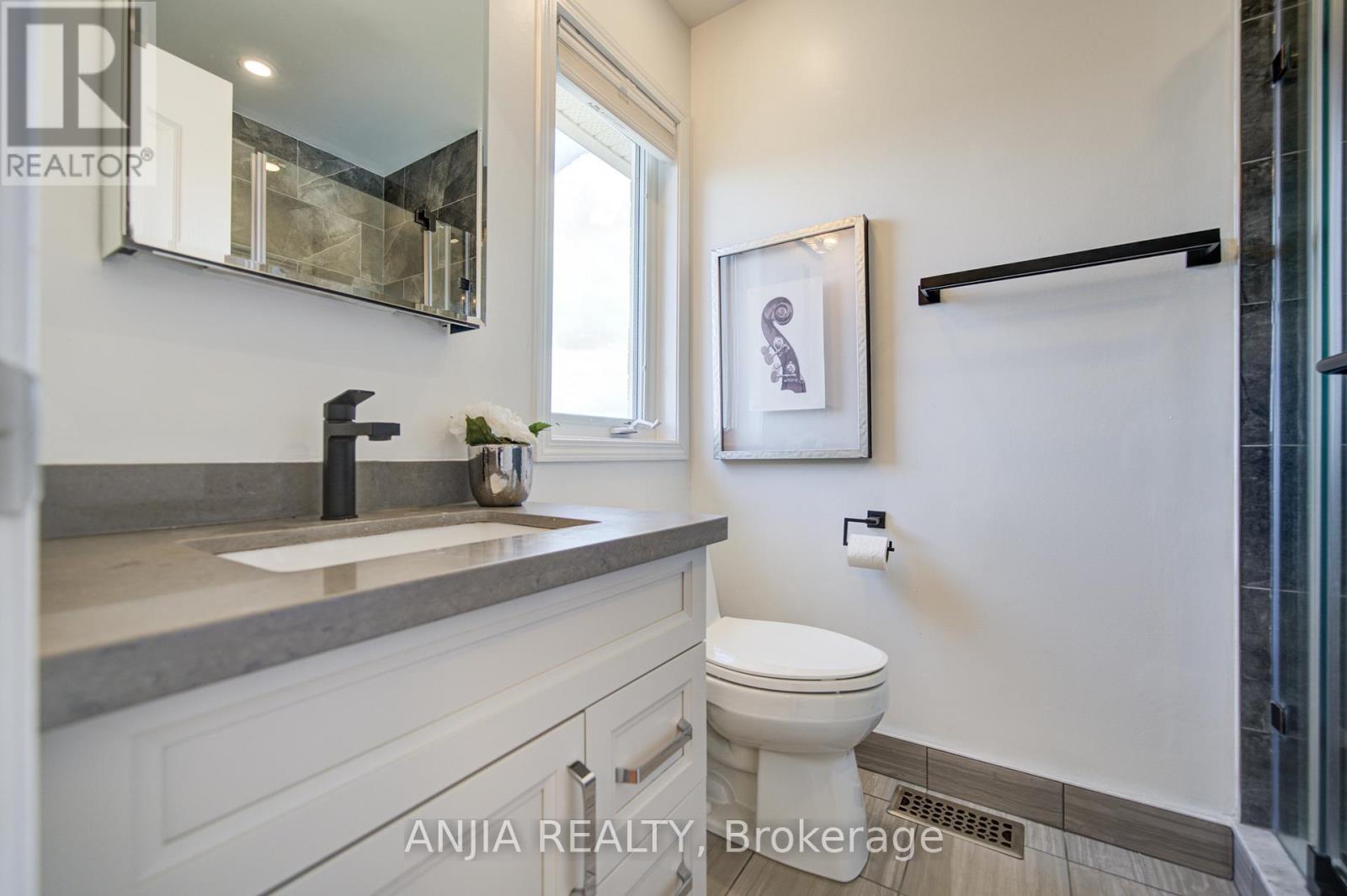 31 Calafia Street, Markham, Ontario  L6B 0H6 - Photo 28 - N13431422