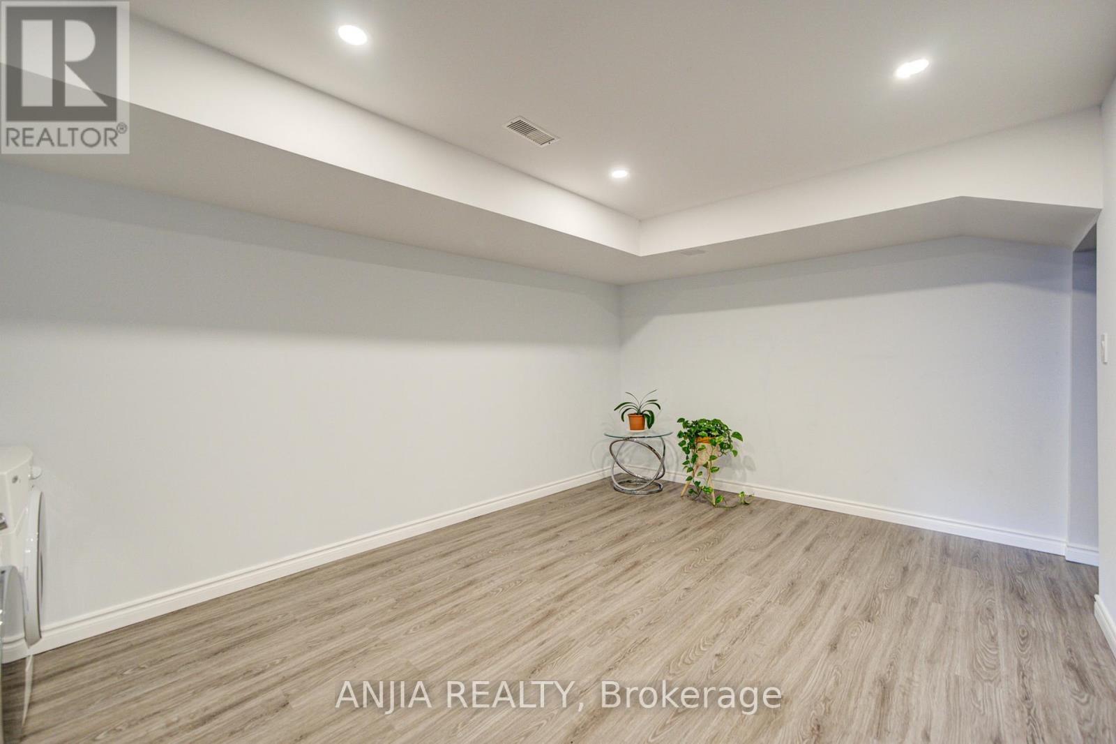 31 Calafia Street, Markham, Ontario  L6B 0H6 - Photo 40 - N13431422