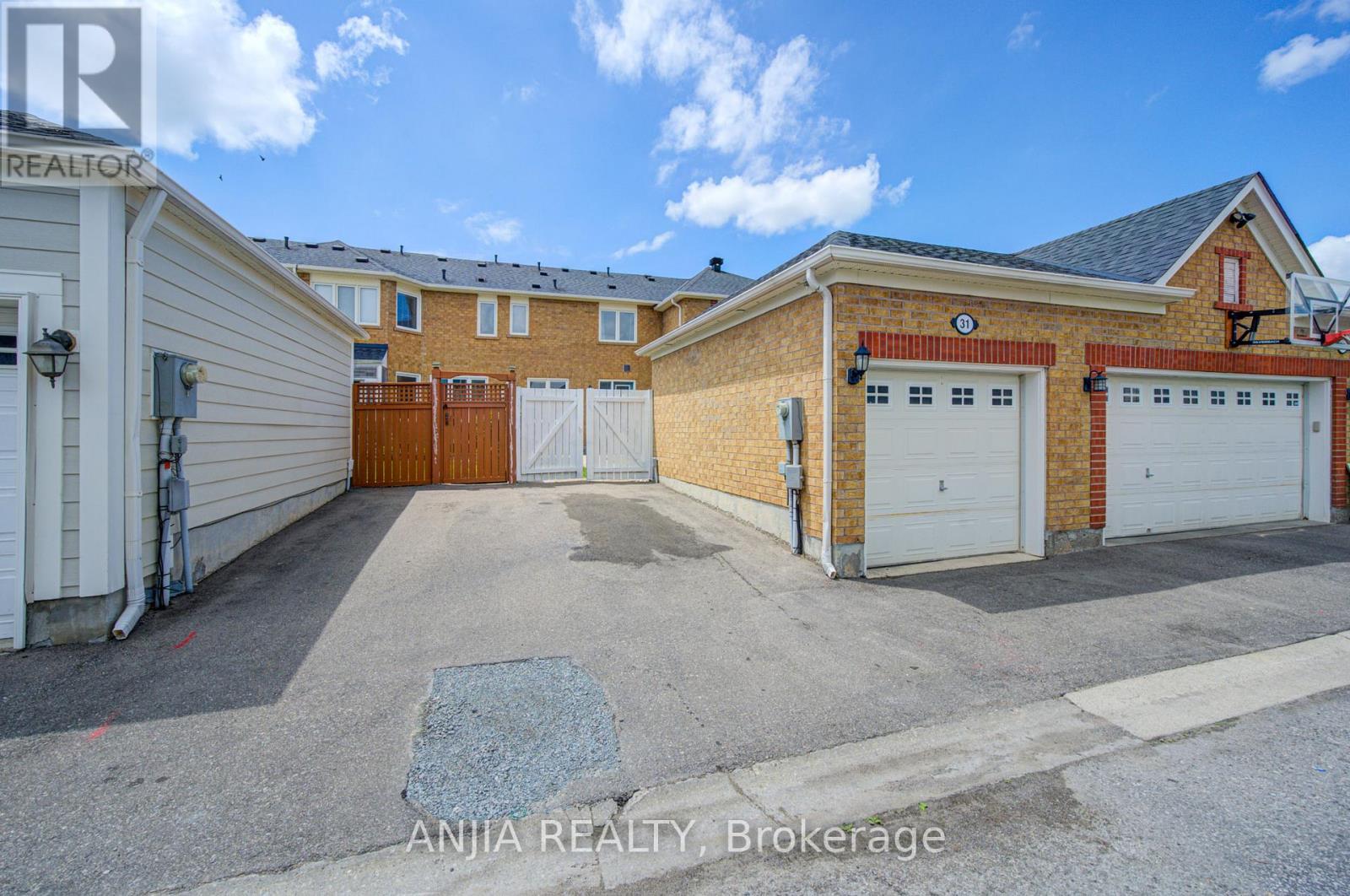 31 Calafia Street, Markham, Ontario  L6B 0H6 - Photo 45 - N13431422
