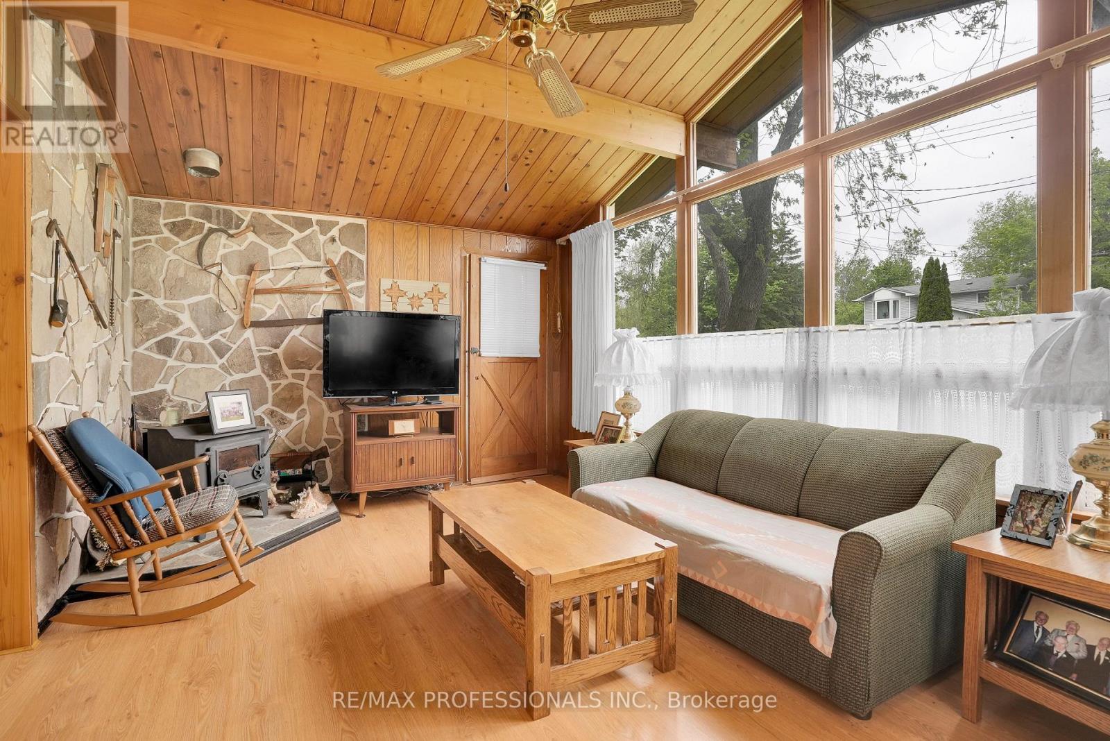 1079 Spooners Road, Innisfil, Ontario  L9S 1B1 - Photo 12 - N13431502