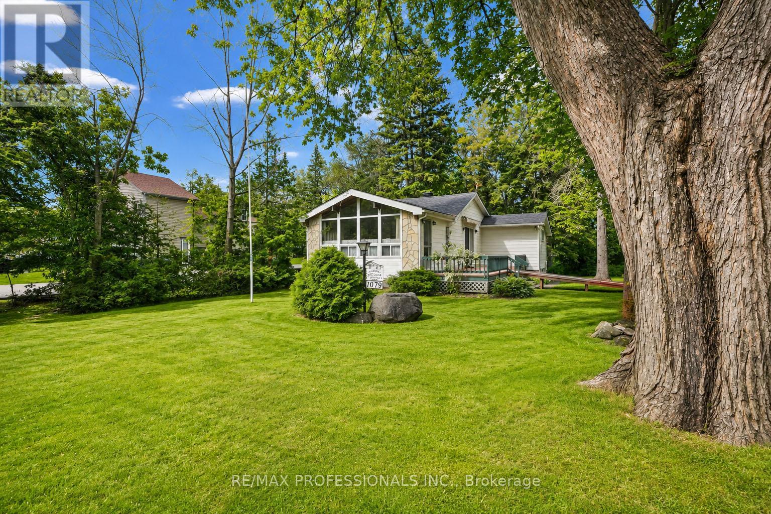 1079 Spooners Road, Innisfil, Ontario  L9S 1B1 - Photo 5 - N13431502