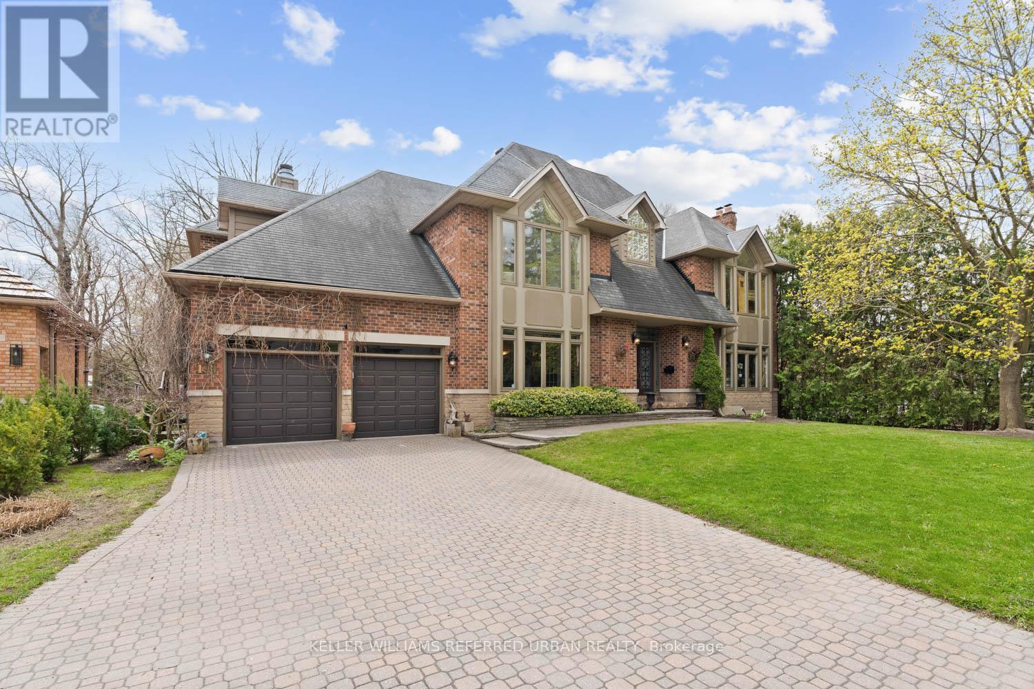 194 Sherwood Place, Newmarket, Ontario  L3Y 8E5 - Photo 5 - N13431506