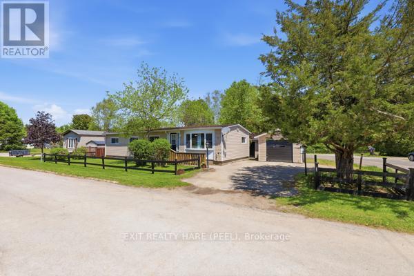 1 Centre Park Street, Essa, Ontario  L3W 0A5 - Photo 3 - N13431576