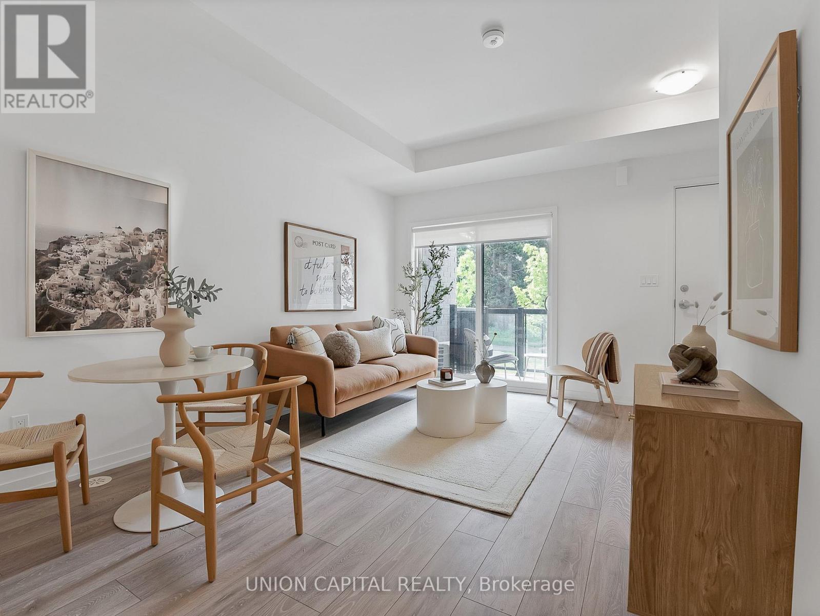 6 - 26 LYTHAM GREEN CIRCLE, Newmarket, Ontario