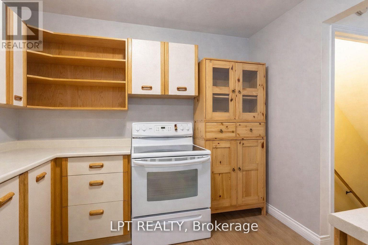 342 Linwood Avenue, Orillia, Ontario  L3V 2X1 - Photo 7 - S13431266