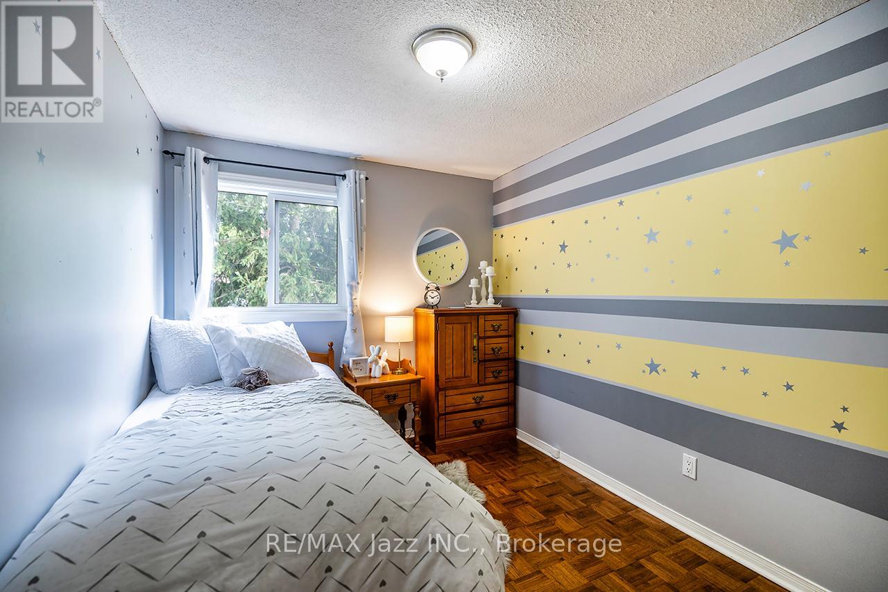 2 Barrow Court, Whitby, Ontario  L1P 1E4 - Photo 25 - E13431684