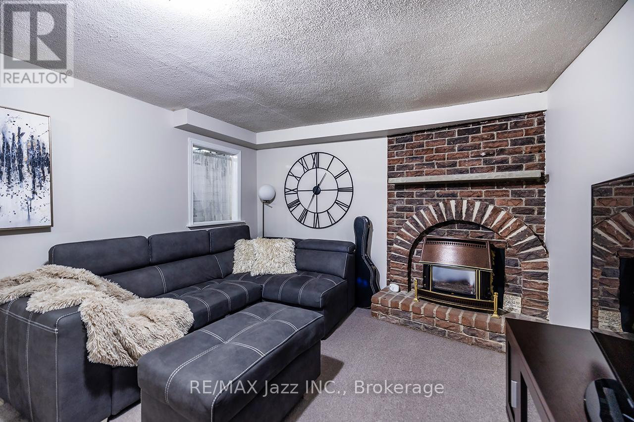 2 Barrow Court, Whitby, Ontario  L1P 1E4 - Photo 31 - E13431684