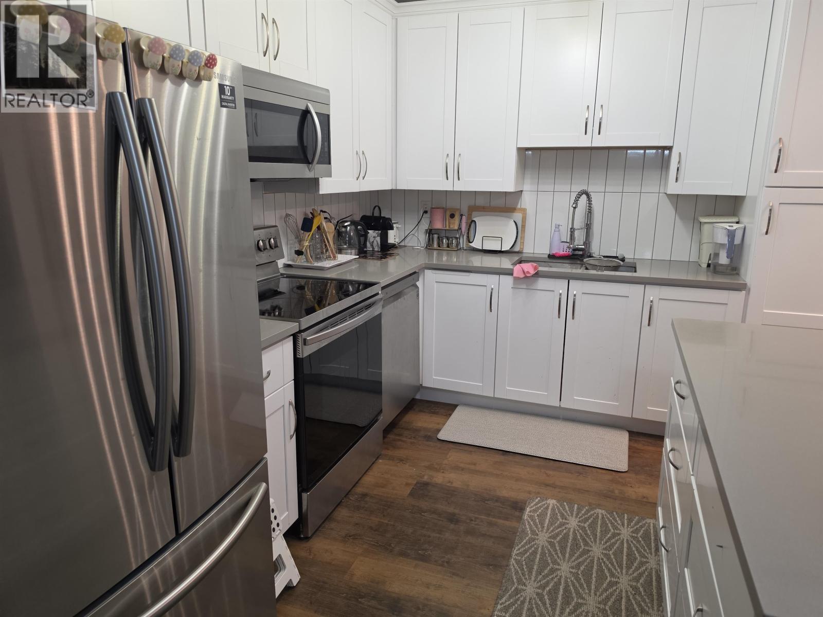 218 932 Robinson Street, Coquitlam, British Columbia  V3J 7R8 - Photo 10 - R3129222