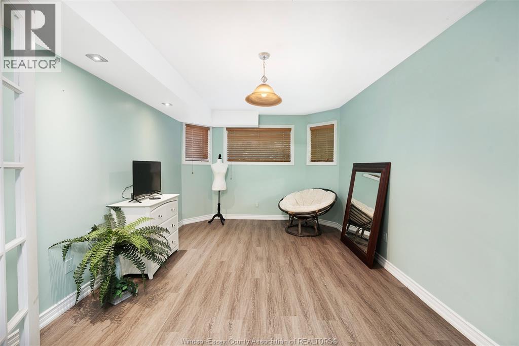 2341 Radcliff, Windsor, Ontario  N8P 1V5 - Photo 18 - 26013759