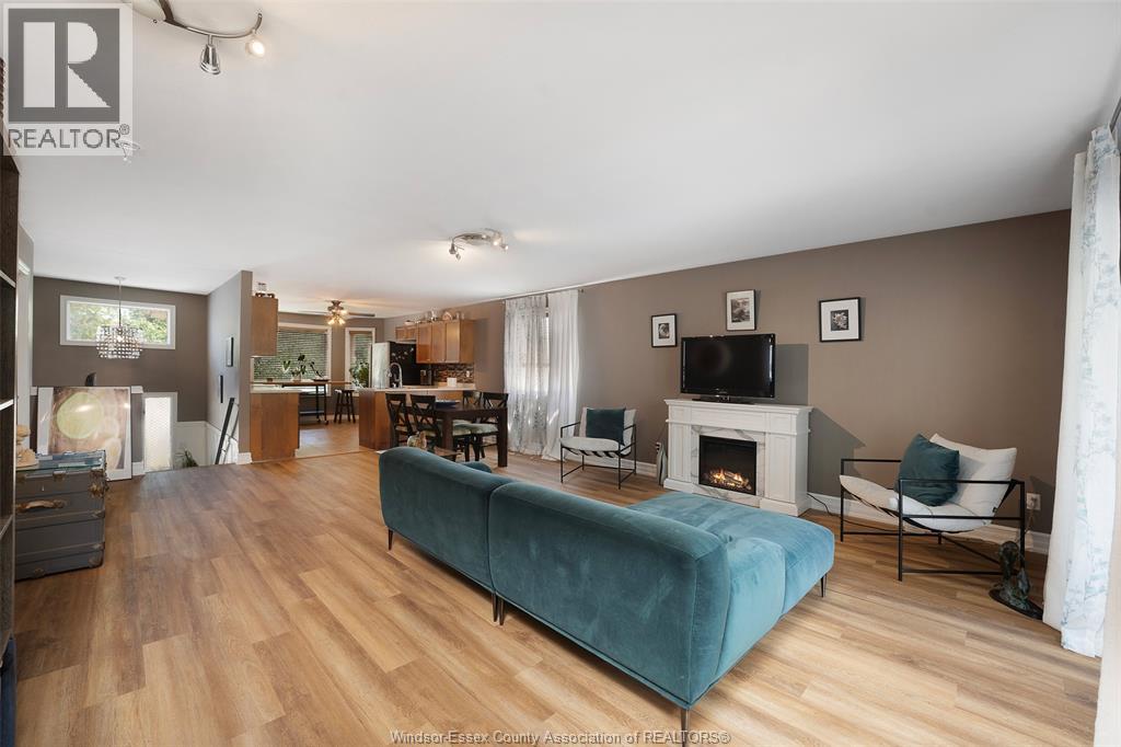 2341 Radcliff, Windsor, Ontario  N8P 1V5 - Photo 5 - 26013759