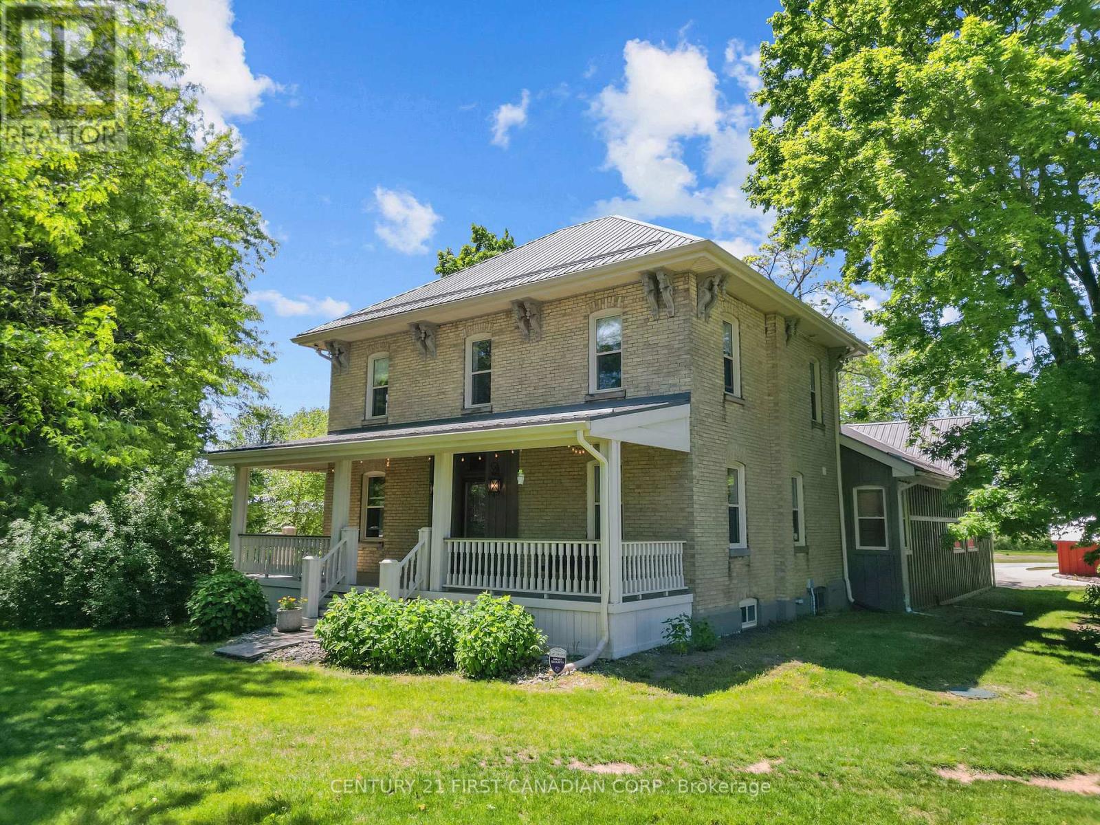 8346 Parkhouse Drive, Strathroy-Caradoc, Ontario  N0L 1W0 - Photo 1 - X13431782