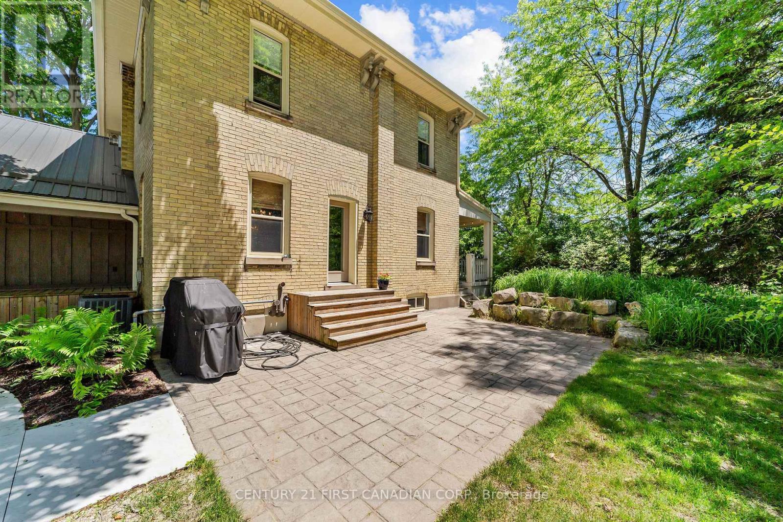 8346 Parkhouse Drive, Strathroy-Caradoc, Ontario  N0L 1W0 - Photo 10 - X13431782