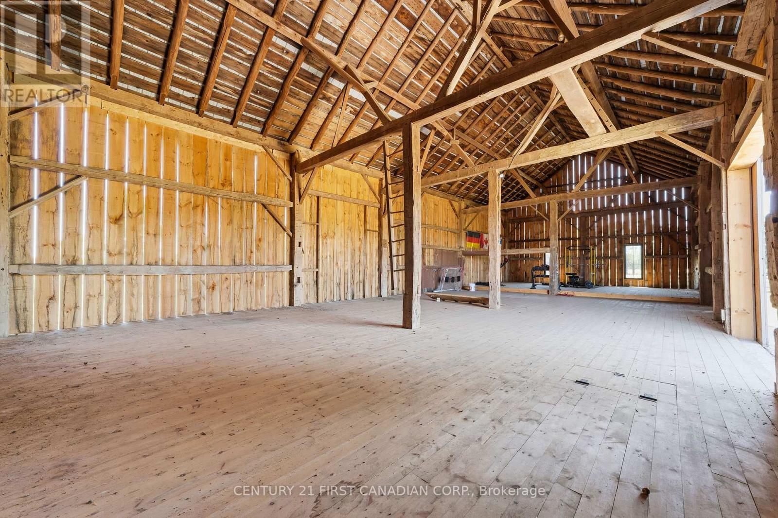 8346 Parkhouse Drive, Strathroy-Caradoc, Ontario  N0L 1W0 - Photo 42 - X13431782