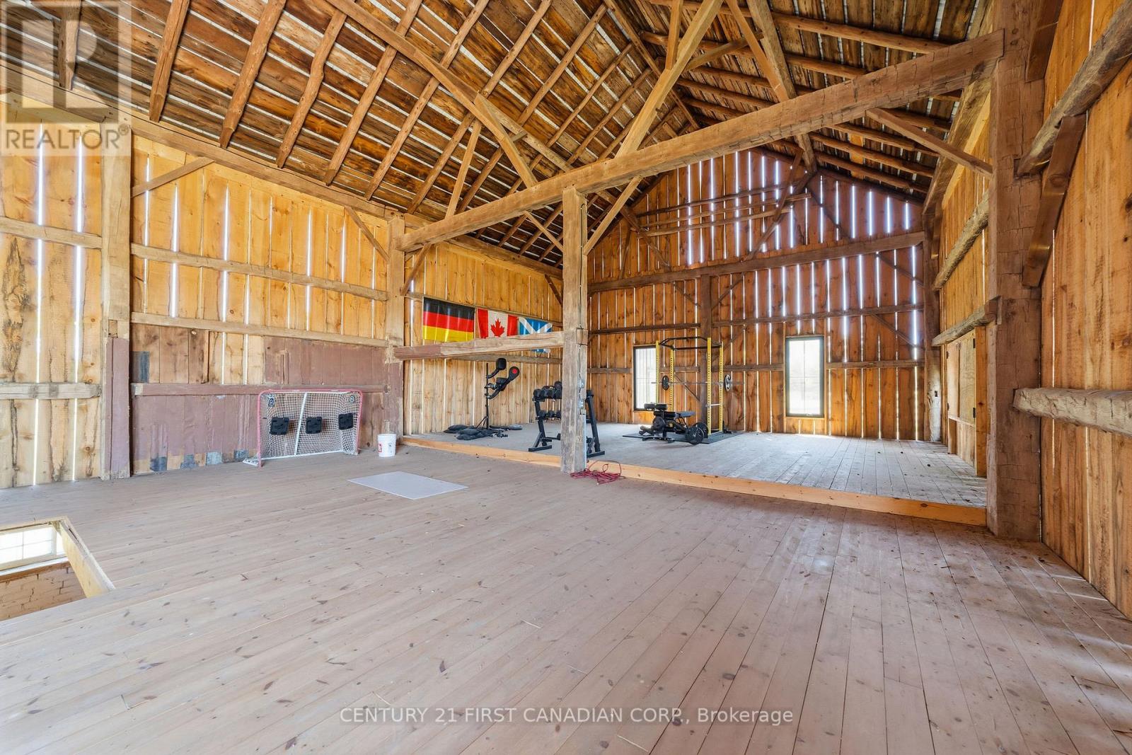 8346 Parkhouse Drive, Strathroy-Caradoc, Ontario  N0L 1W0 - Photo 43 - X13431782