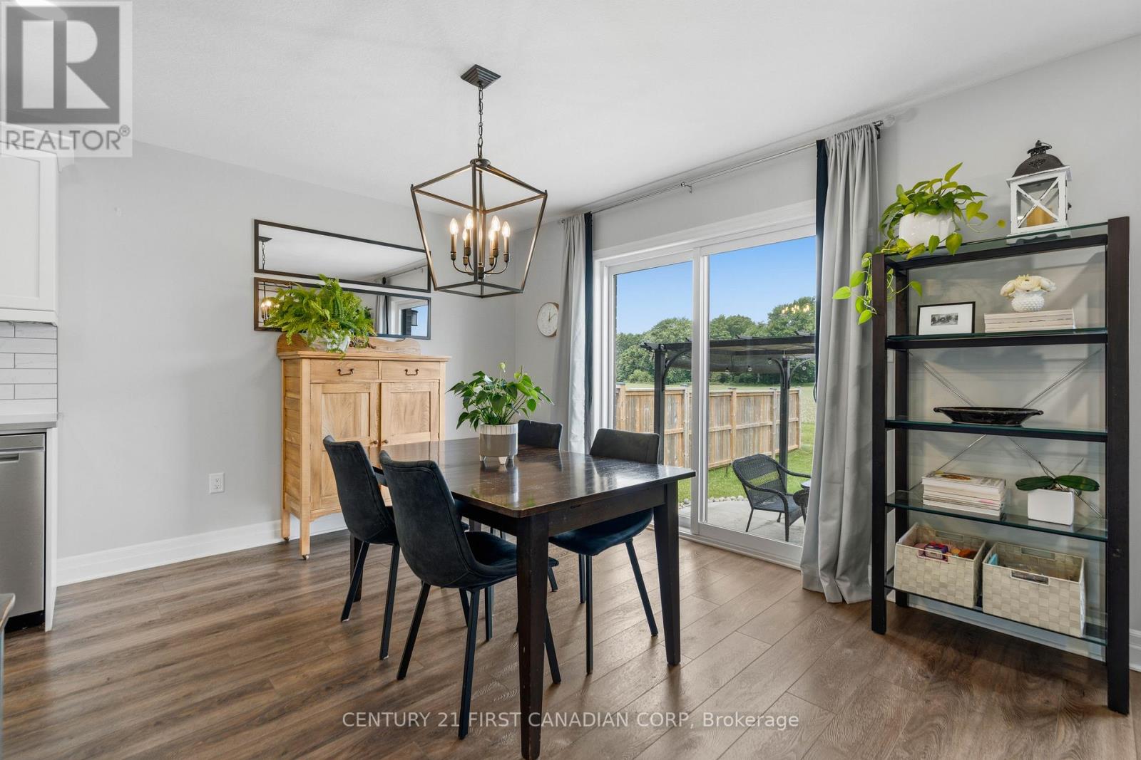 148 Gilmour Drive, Lucan Biddulph, Ontario  N0M 2J0 - Photo 11 - X13431824
