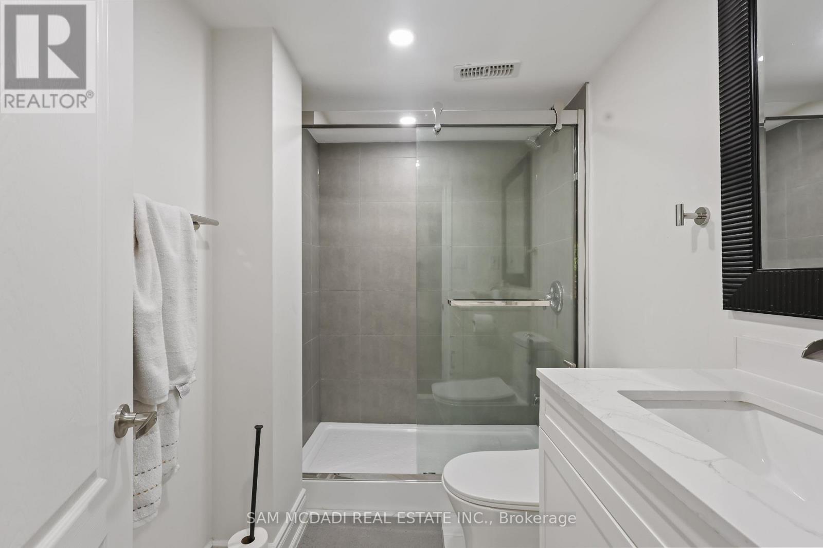 837 Magnolia Terrace, Milton, Ontario  L9T 7E7 - Photo 14 - W13431172