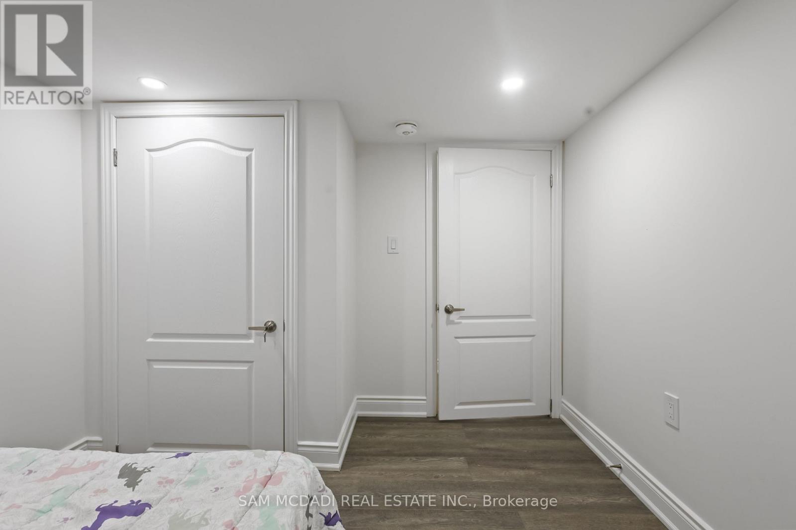 837 Magnolia Terrace, Milton, Ontario  L9T 7E7 - Photo 9 - W13431172
